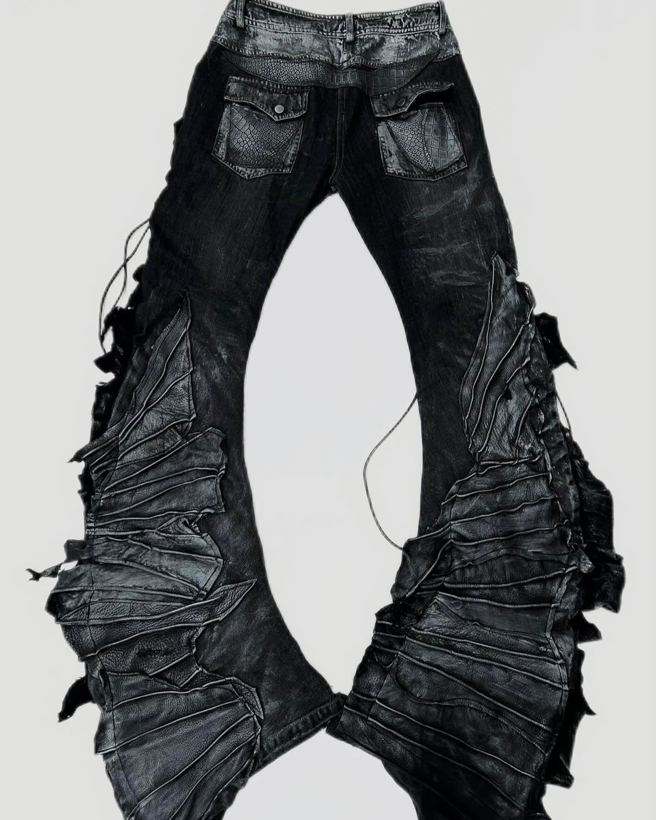 S04-Mermaid-cut trousers with dramatic flare