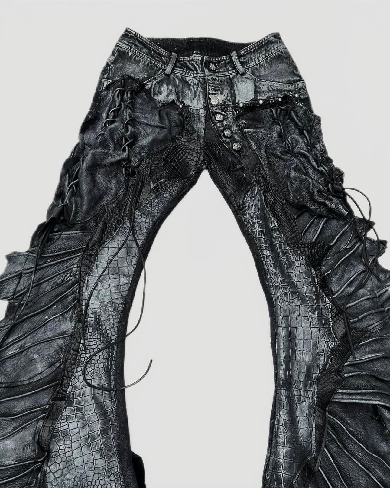 S04-Mermaid-cut trousers with dramatic flare