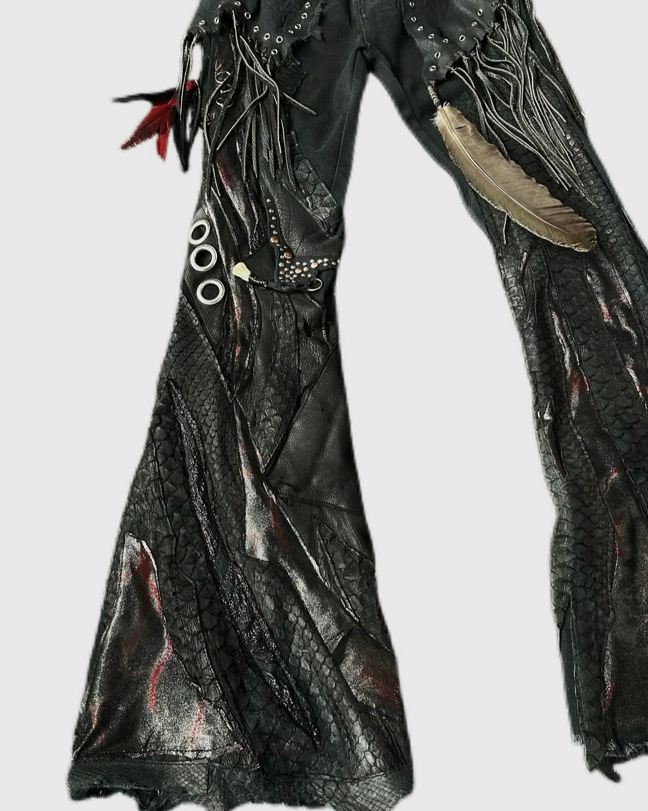S04-Leather pants