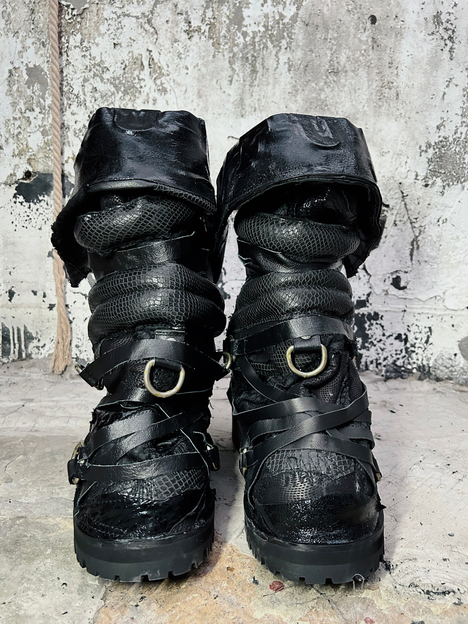 S12-Warden Bind Boots