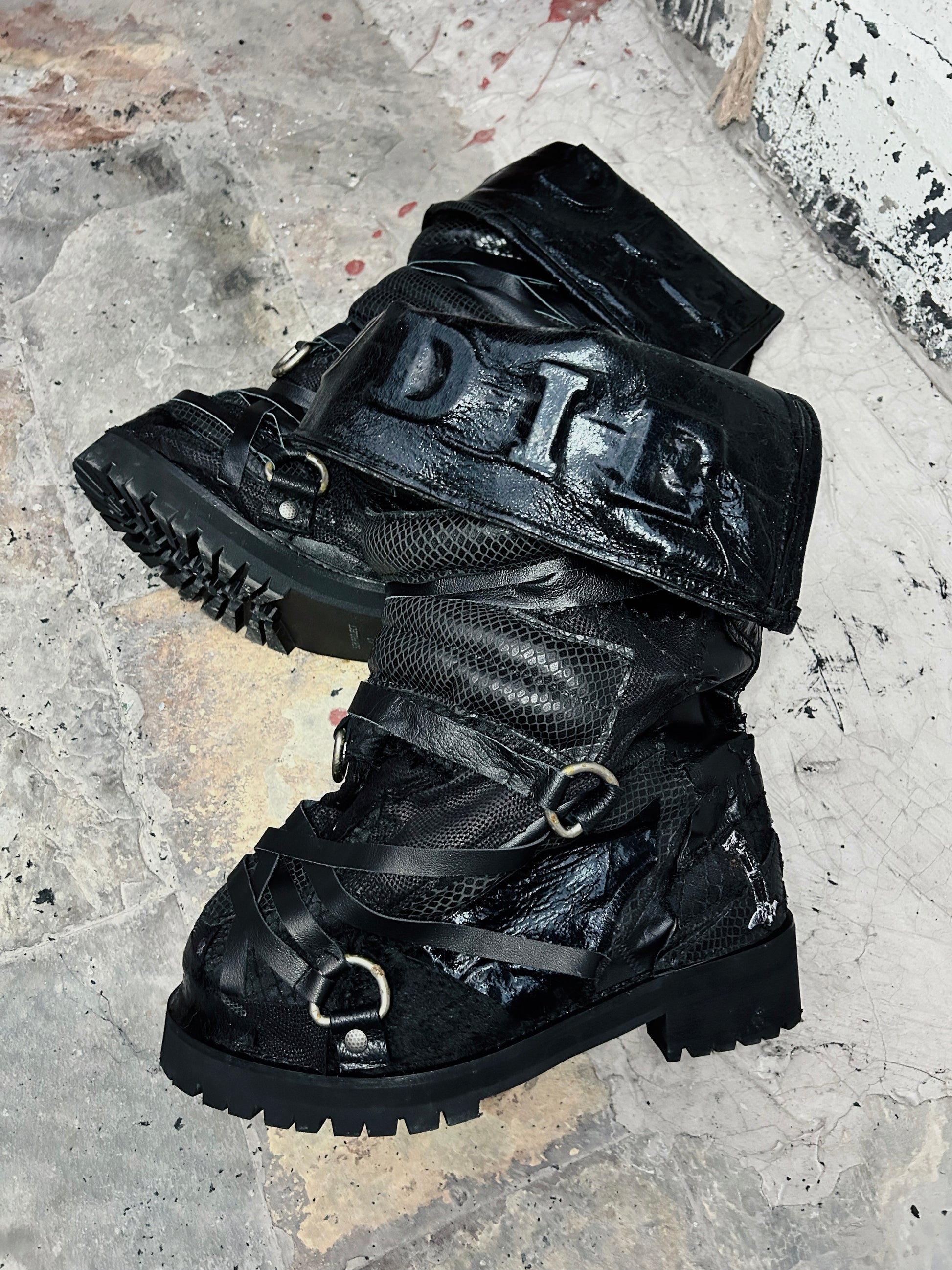 S12-Warden Bind Boots