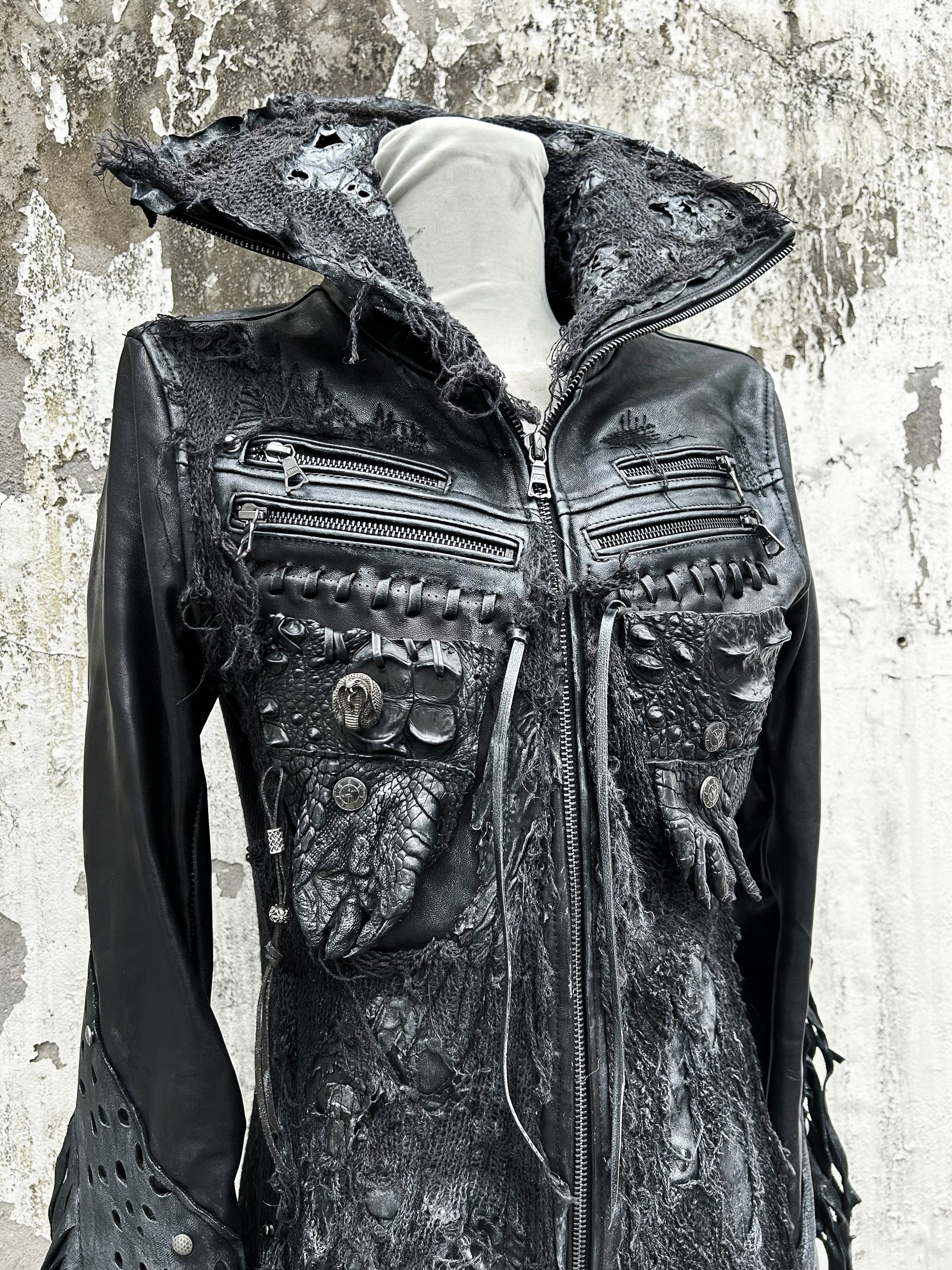 S12-Morphic-01 / R Jacket