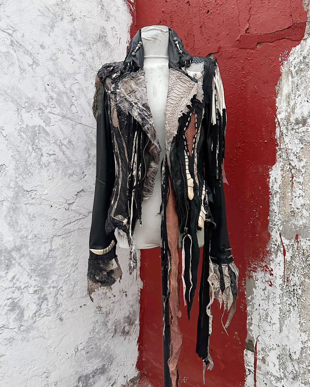 Vestment of the Lost Verse