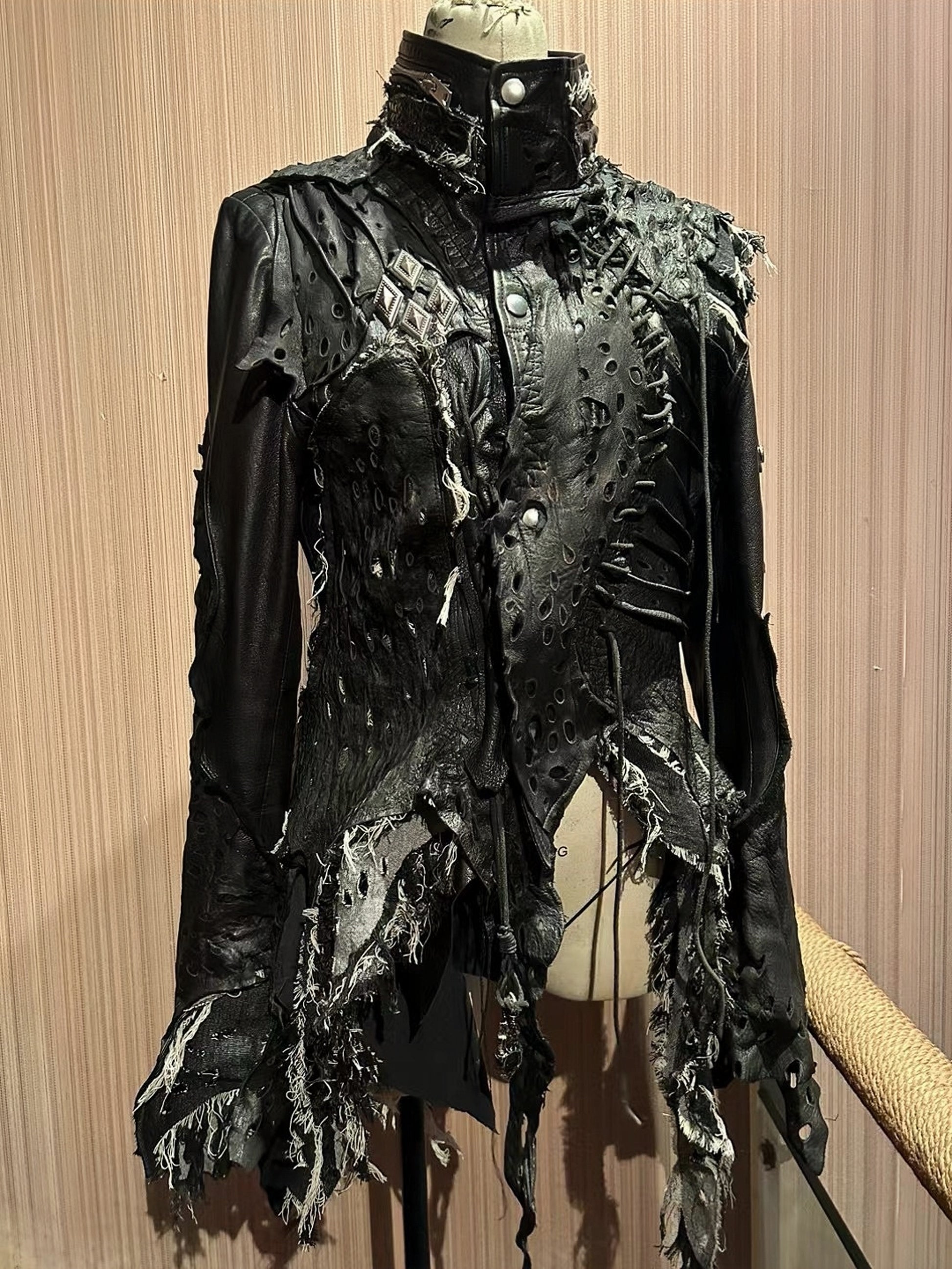 S04-Leather jacket