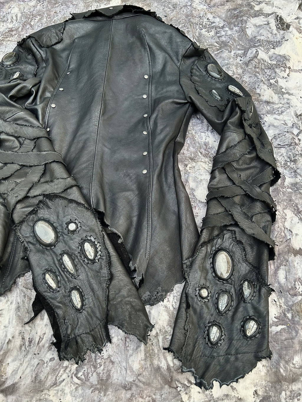 H01-Sto.Embedded Tailoring