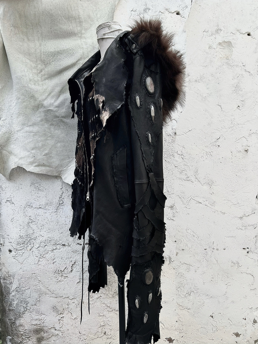 H01-Sto.Embedded Tailoring