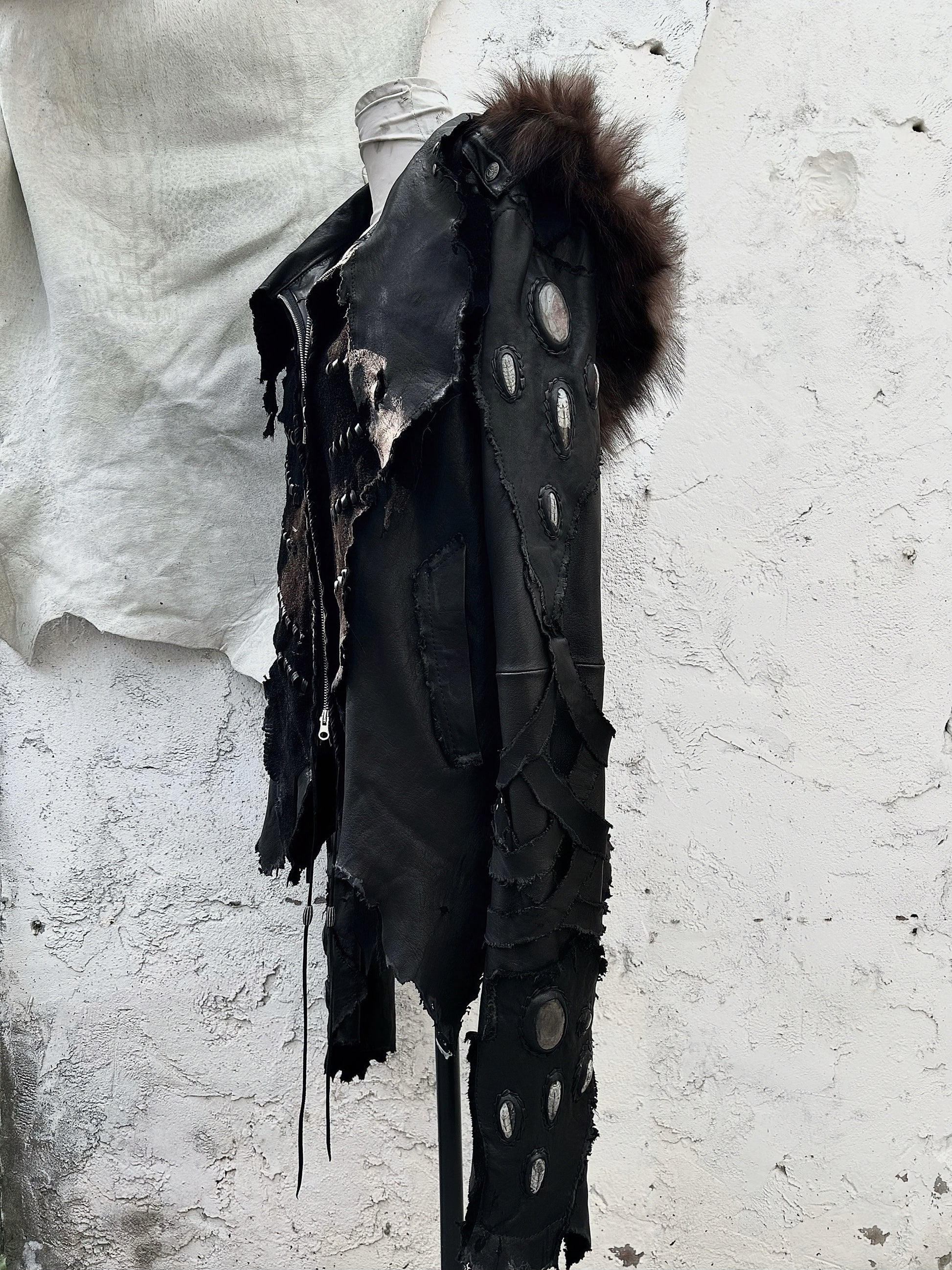 H01-Sto.Embedded Tailoring