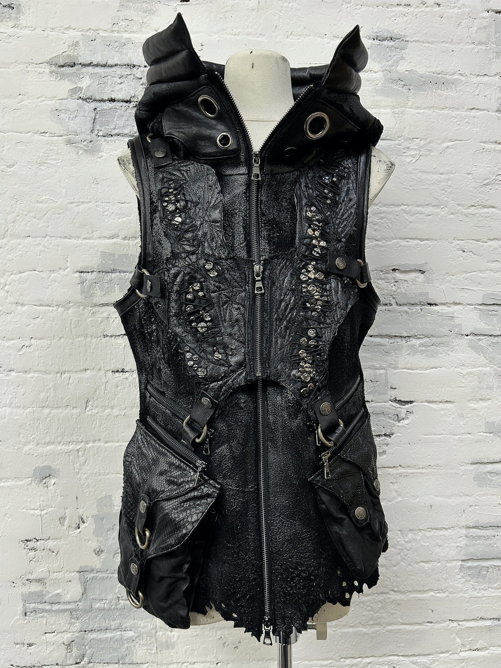 H04-Warden Bind Vest 0.2