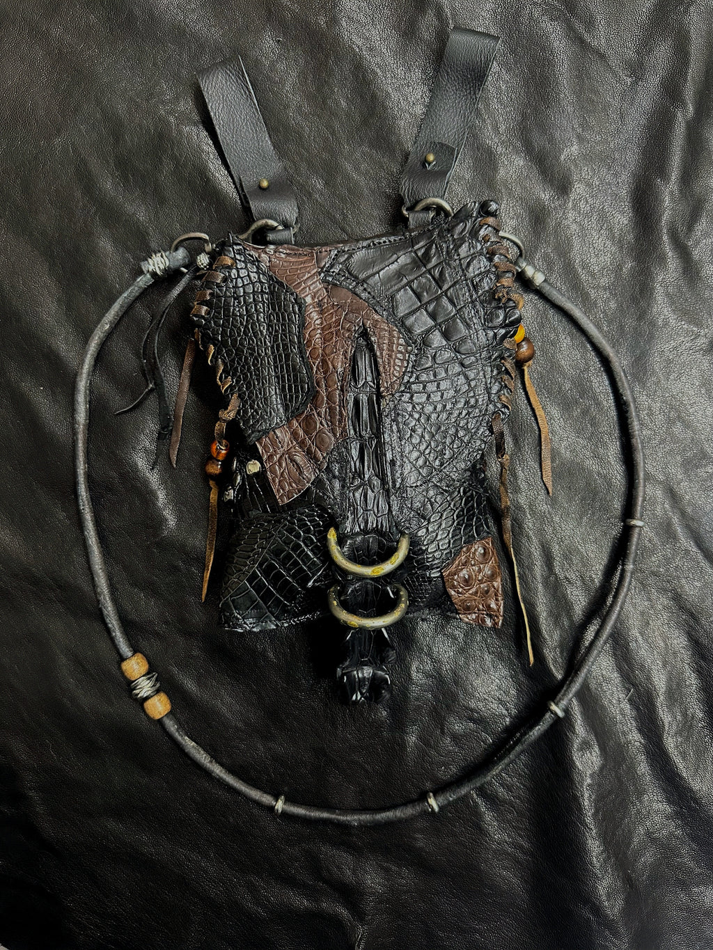 H05-Nomad Relic Pouch